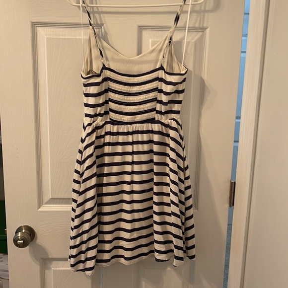 🌷🌷🌷Perfect Spring Summer Dress 🌷🌷🌷 - Picture 2 of 2